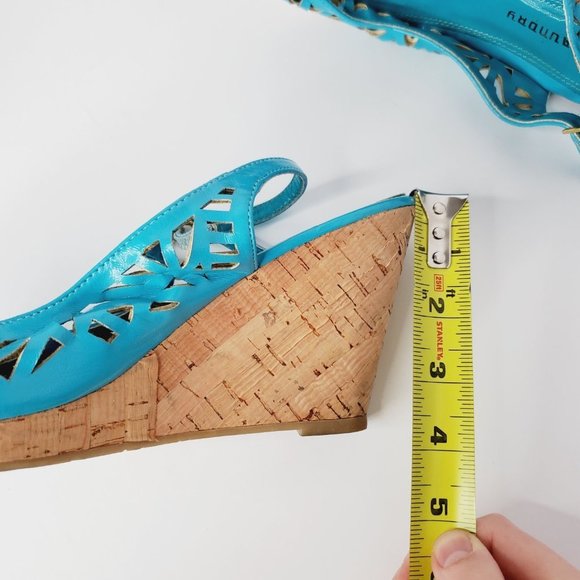 CHINESE LAUNDRY Blue Patent Leather Peep Toe Wedge Sandals - Picture 7 of 9